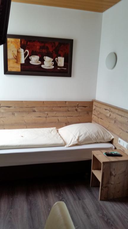 Hotel Alte Krone Tuebingen Bilik gambar