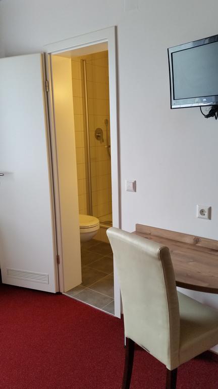 Hotel Alte Krone Tuebingen Bilik gambar